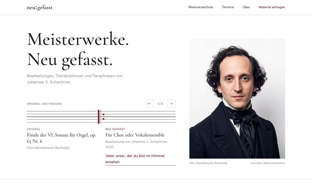 Startseite von neu:gefasst, Johannes X. Schachtner am Computer